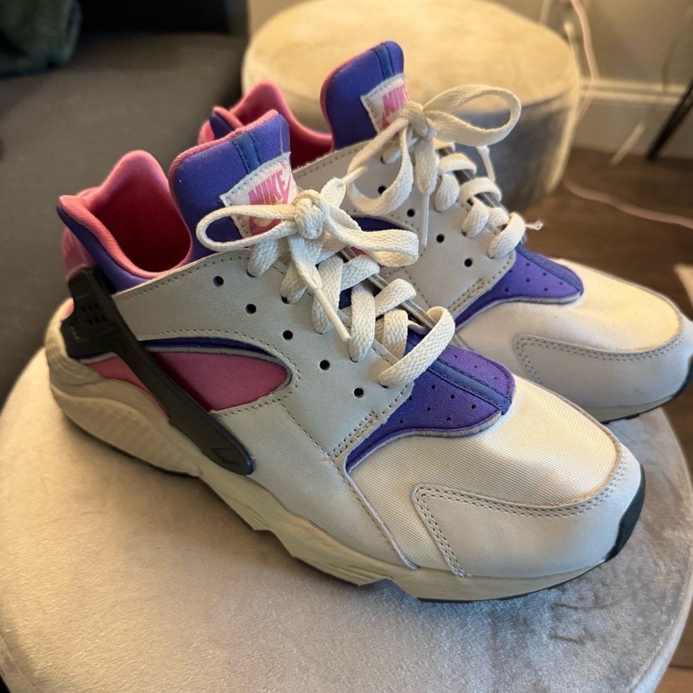Nike Huaraches- Women's Size 7